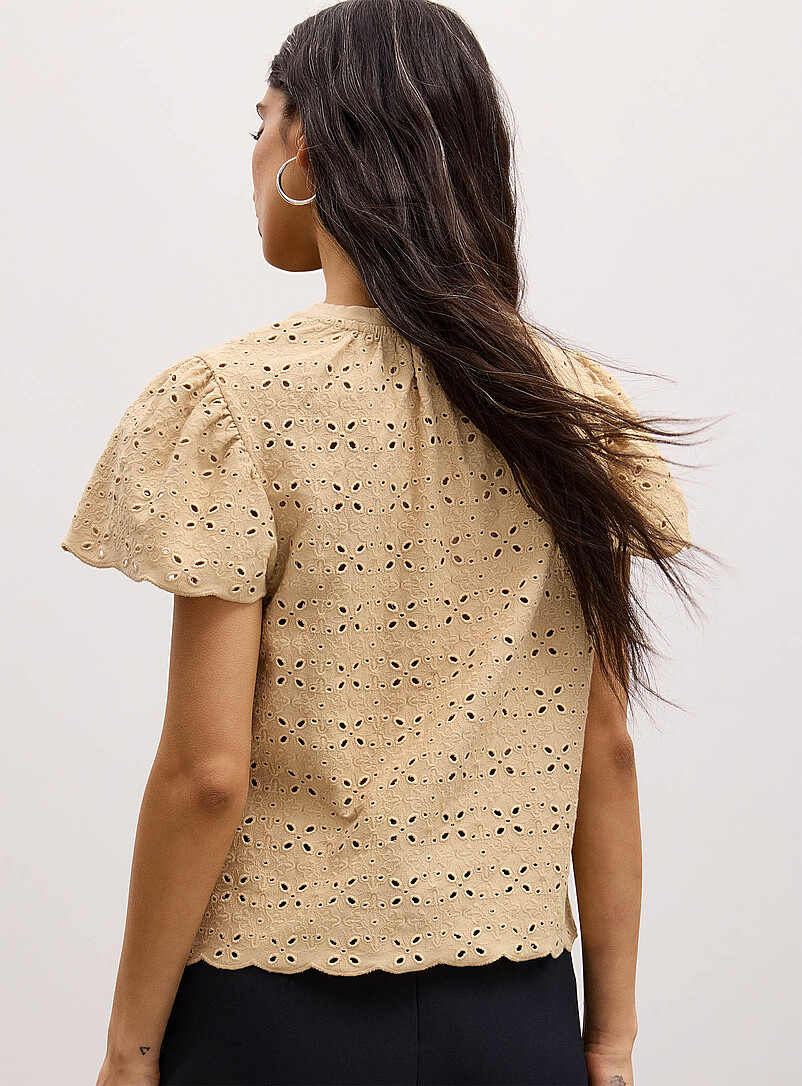 Ic&ocirc;ne White Broderie anglaise tee for women