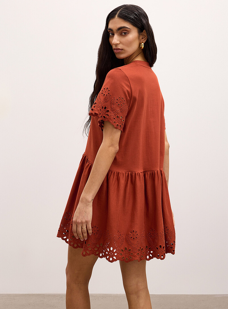 Ic&ocirc;ne: La minirobe broderie anglaise jersey coton bio Noir pour femme