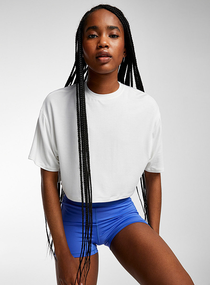 I.FIV5 White Ultra-soft cropped tee for women