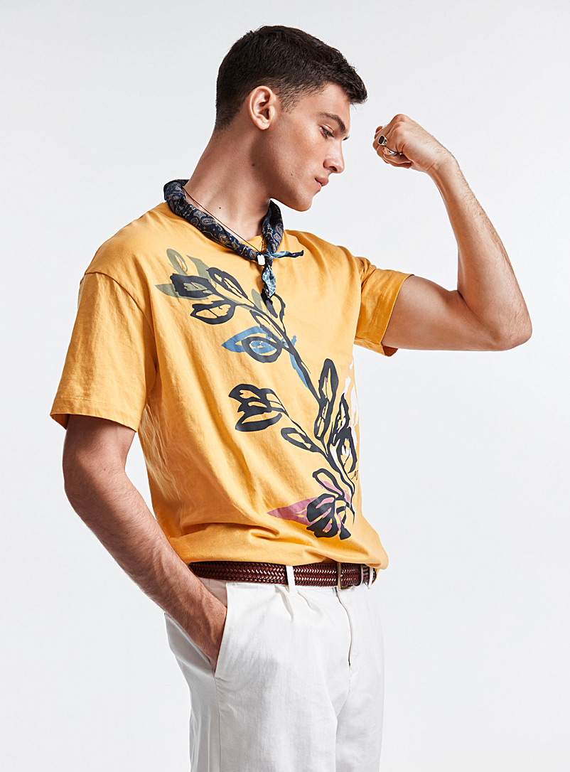 Le 31 Medium Yellow Floral art T-shirt for men