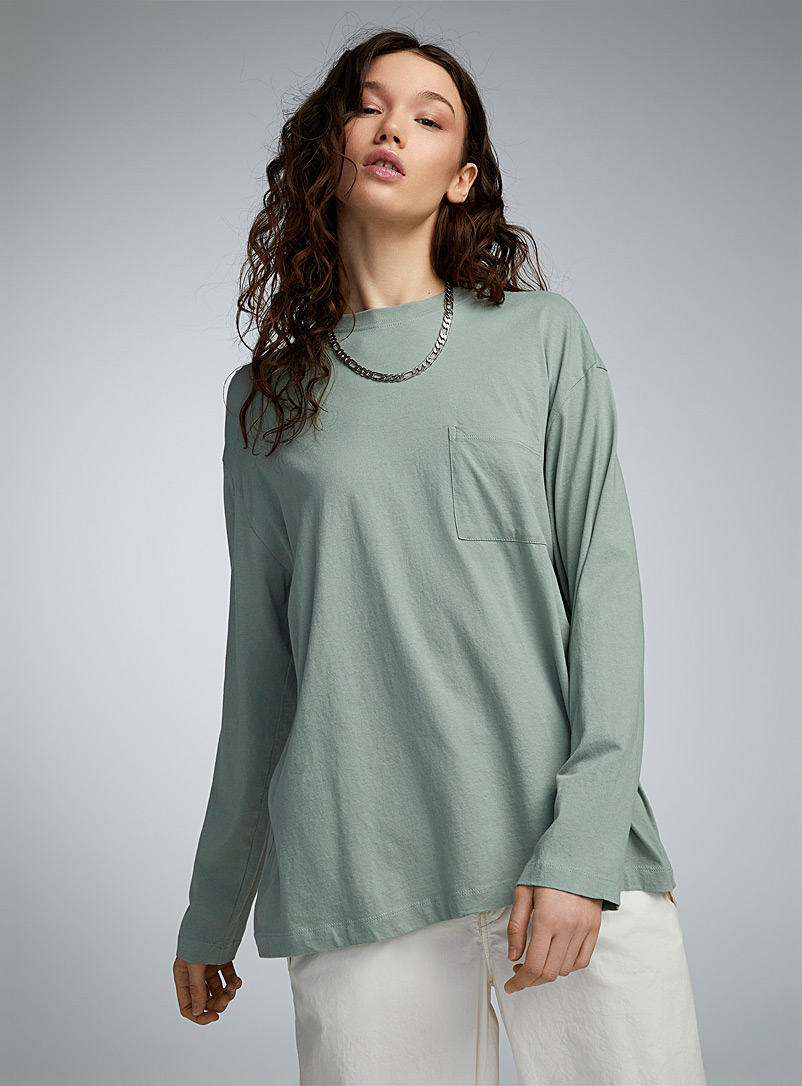 Twik: Le t-shirt col rond jersey mince à poche <b>Coupe ample</b> Vert pour femme