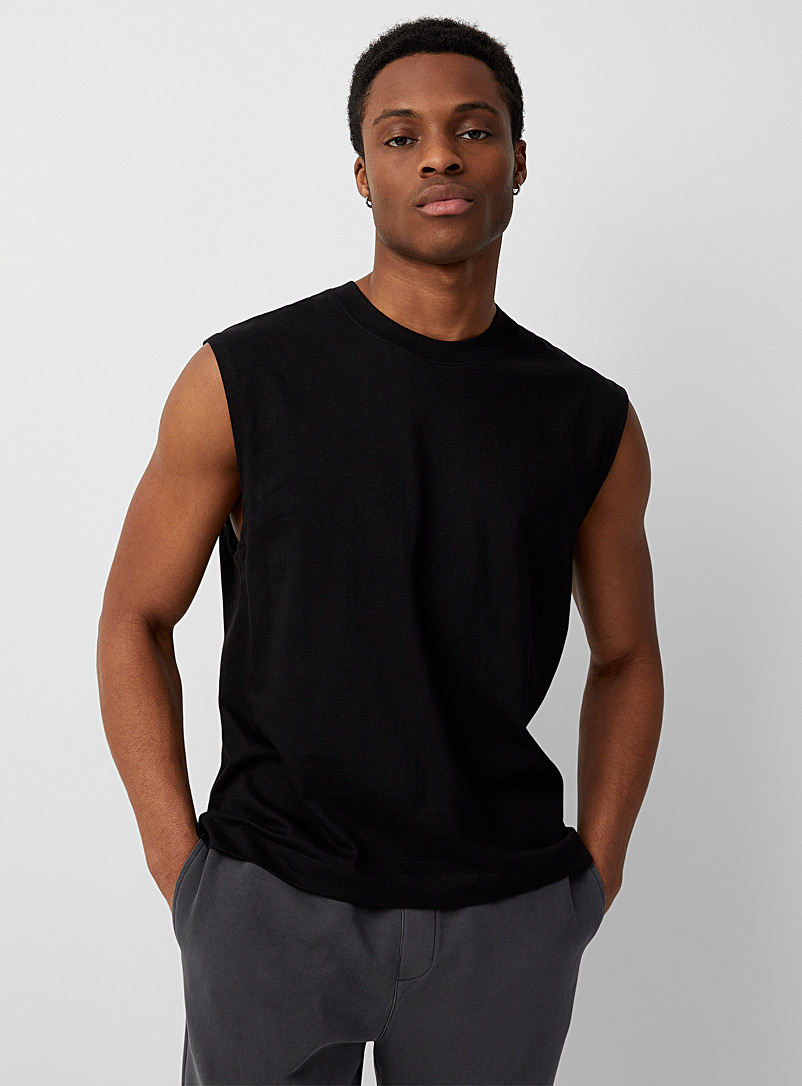 Le 31 Black Minimalist sleeveless T-shirt for men
