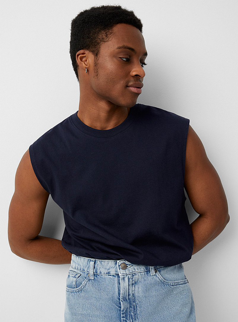Le 31 Navy/Midnight Blue Minimalist sleeveless T-shirt for men