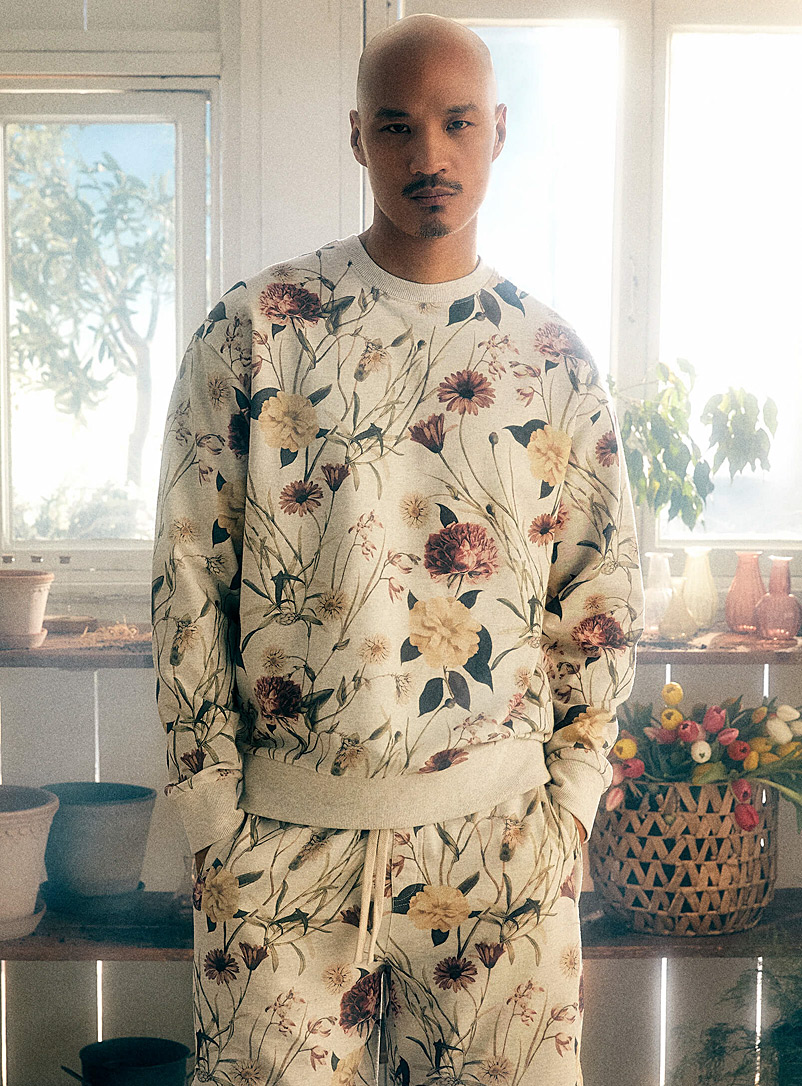 Le 31 Patterned beige Vintage floral sweatshirt <b>Circular manufacturing</b> for men