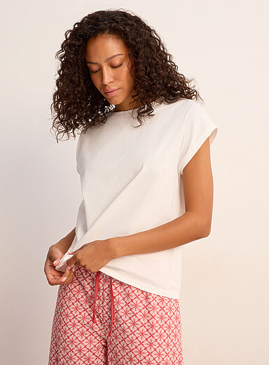 Soothing tone cap-sleeve T-shirt