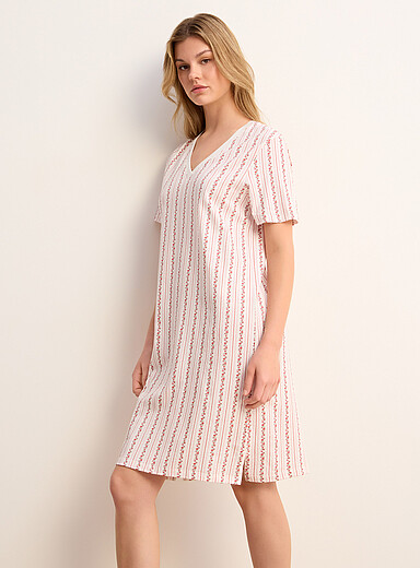Soothing tone v-neck sleep tee