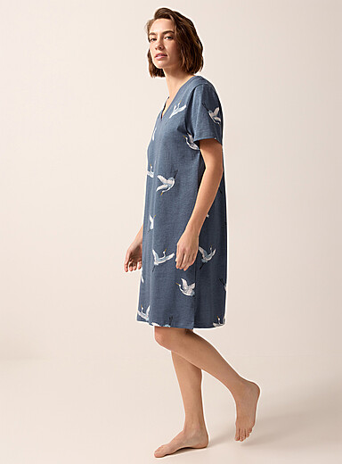 Miiyu Patterned Blue Soothing tone v-neck sleep tee for women