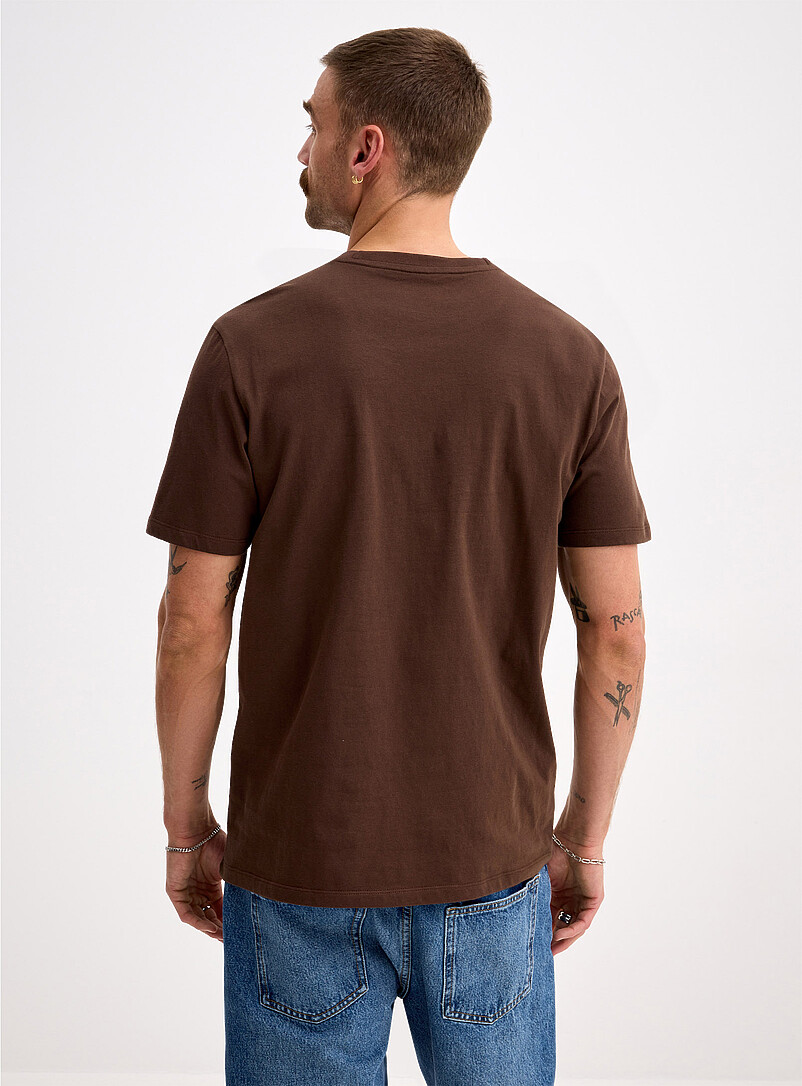 Le 31 Mossy Green Printed-pocket T-shirt <b>Standard fit</b> for men