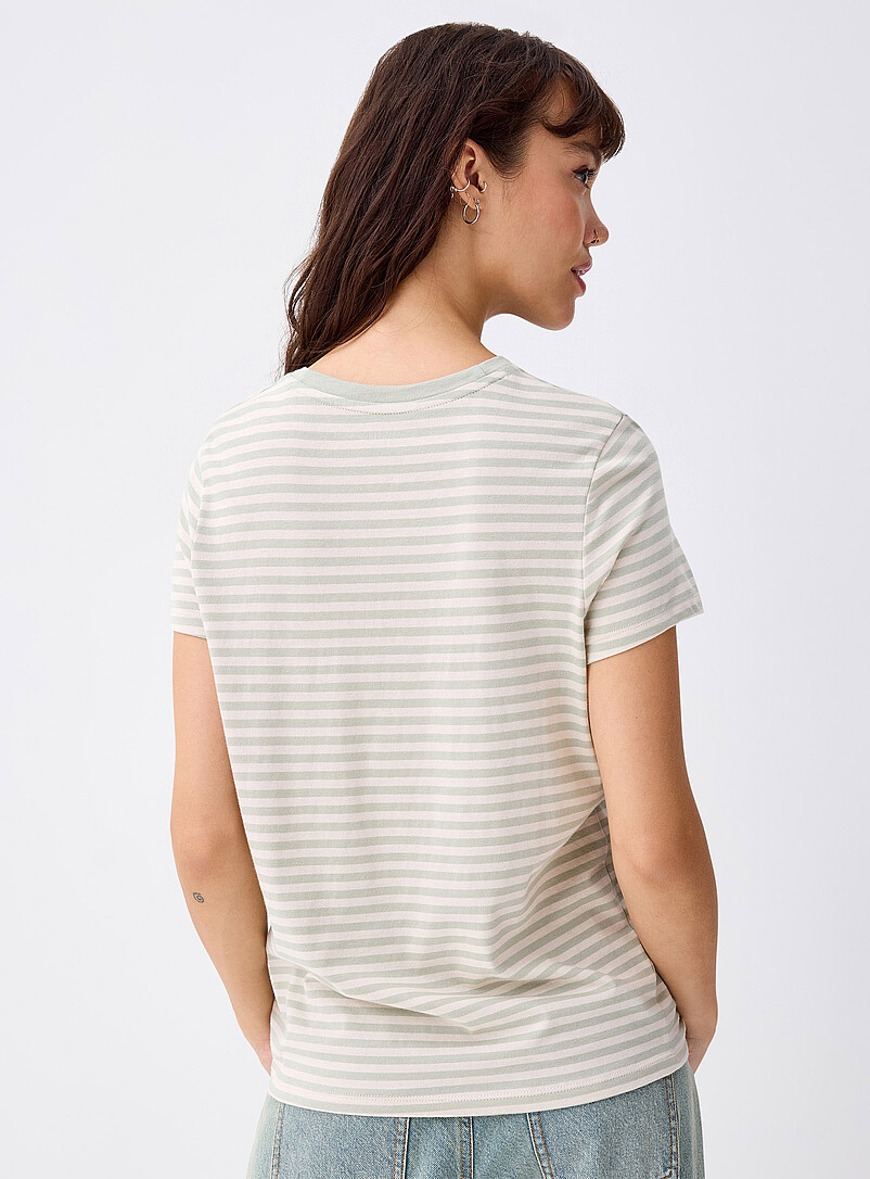 Twik: Le t-shirt ray&eacute; petite broderie <b>Coupe d&eacute;contract&eacute;e</b> Vert pistache - Menthe pour femme