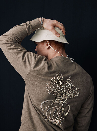 Le sweat broderie cordage <b>Coupe confort</b>
