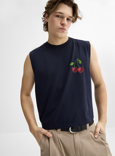 La camisole &eacute;court&eacute;e imprim&eacute; graphique