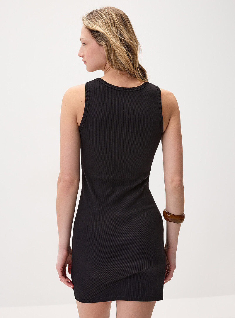 Twik: La robe ajust&eacute;e d&eacute;tail brod&eacute; Hu&icirc;tre pour femme