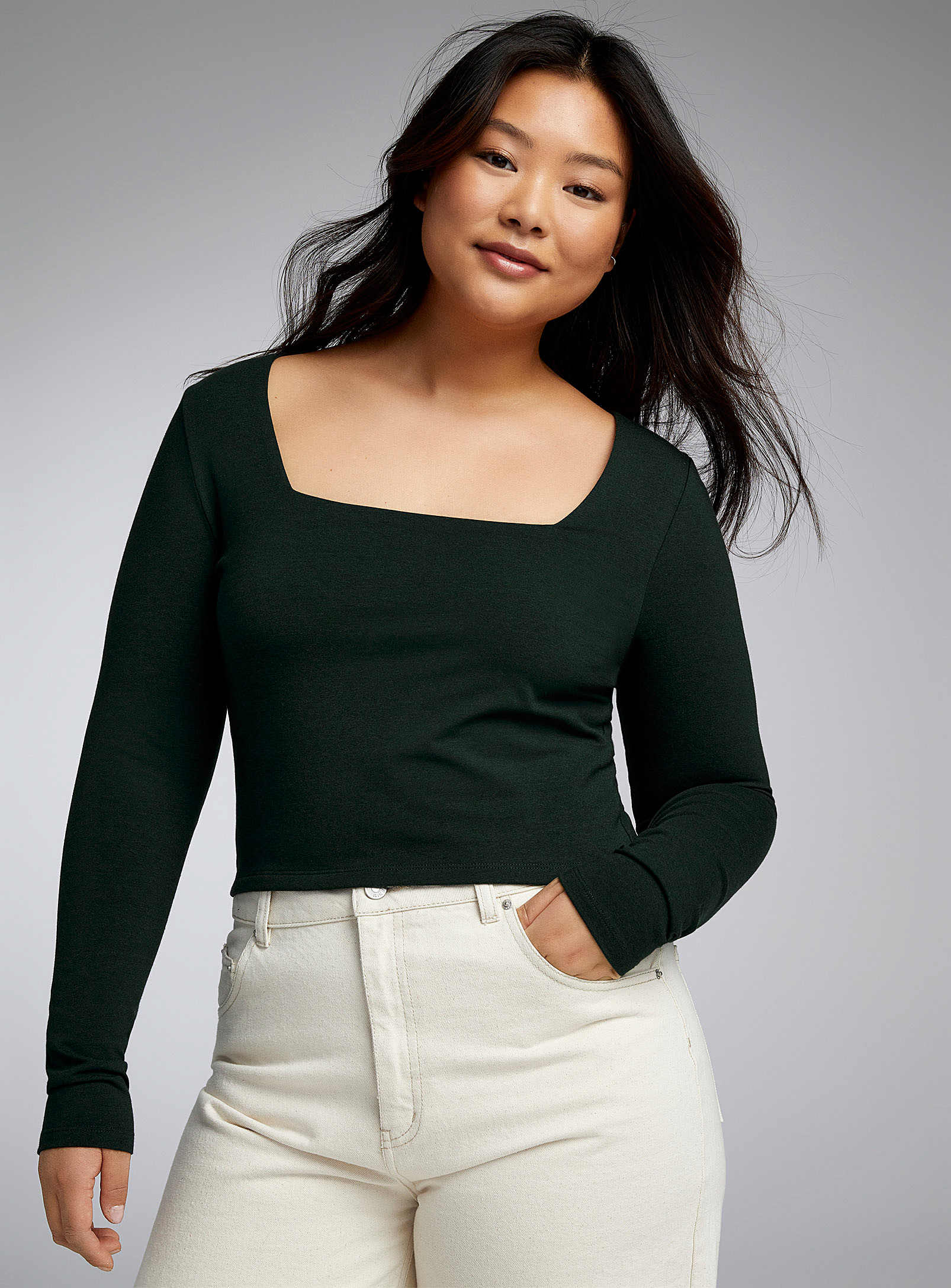 Twik Long-sleeve Square-neck Cropped T-shirt In Mossy Green