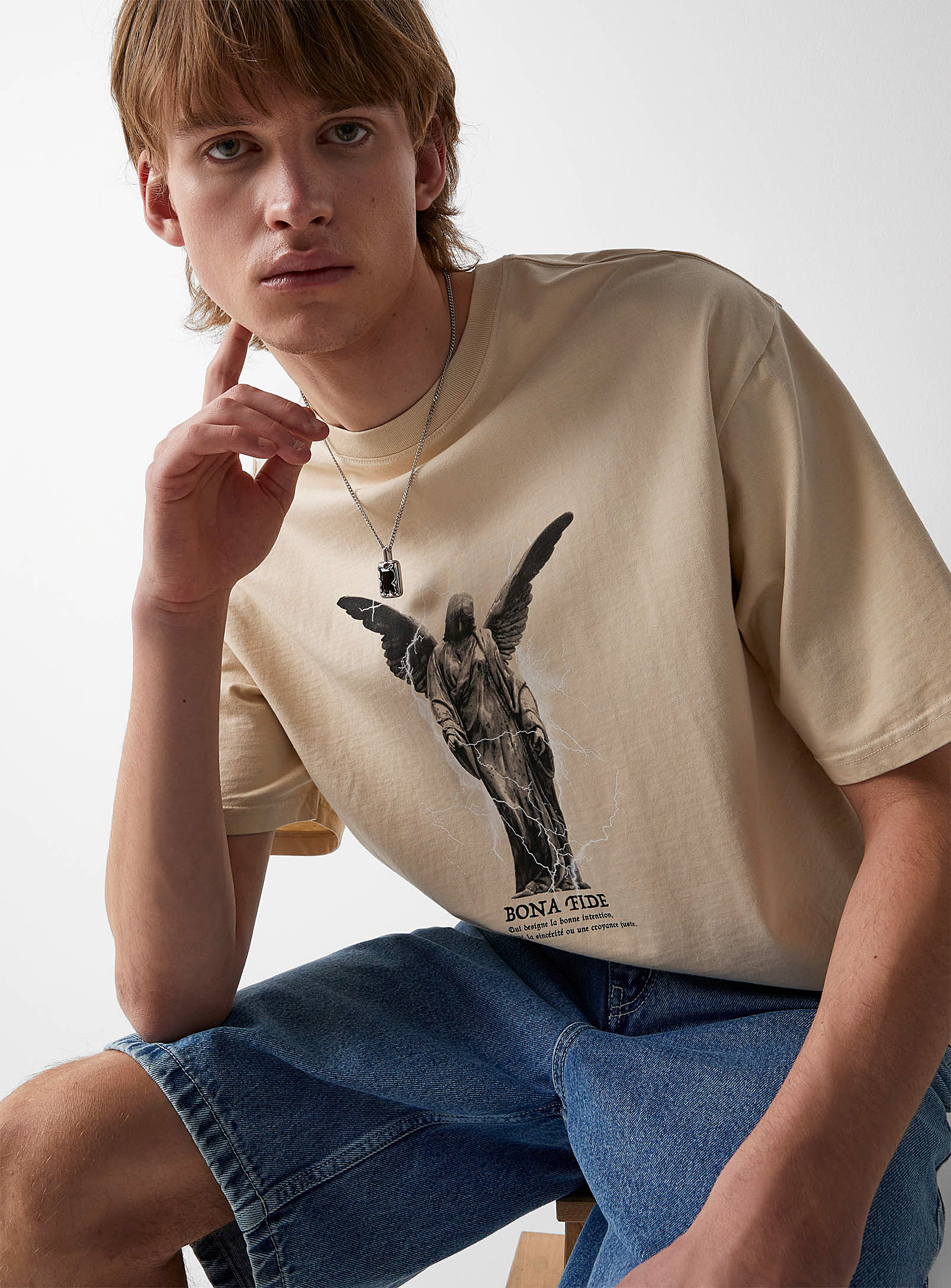 Djab Spooky Graphic Loose T-shirt In Ivory/cream Beige