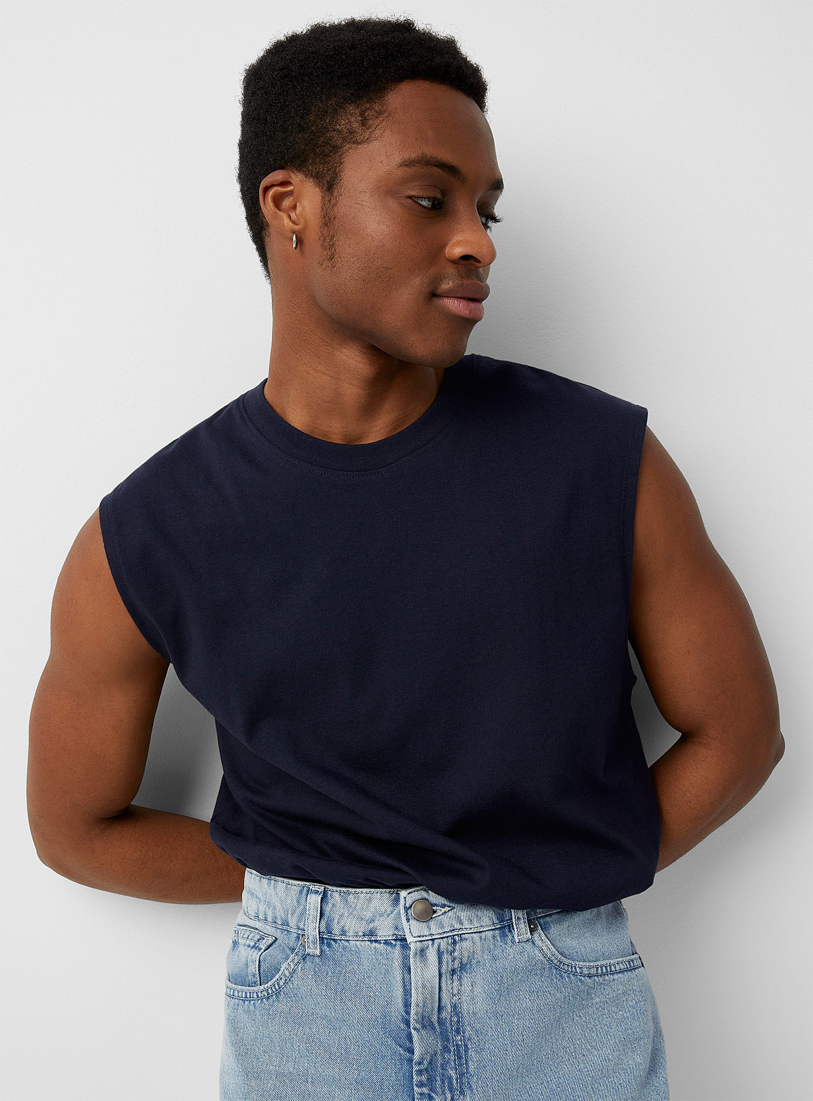 Le 31 Minimalist Sleeveless T-shirt In Marine Blue