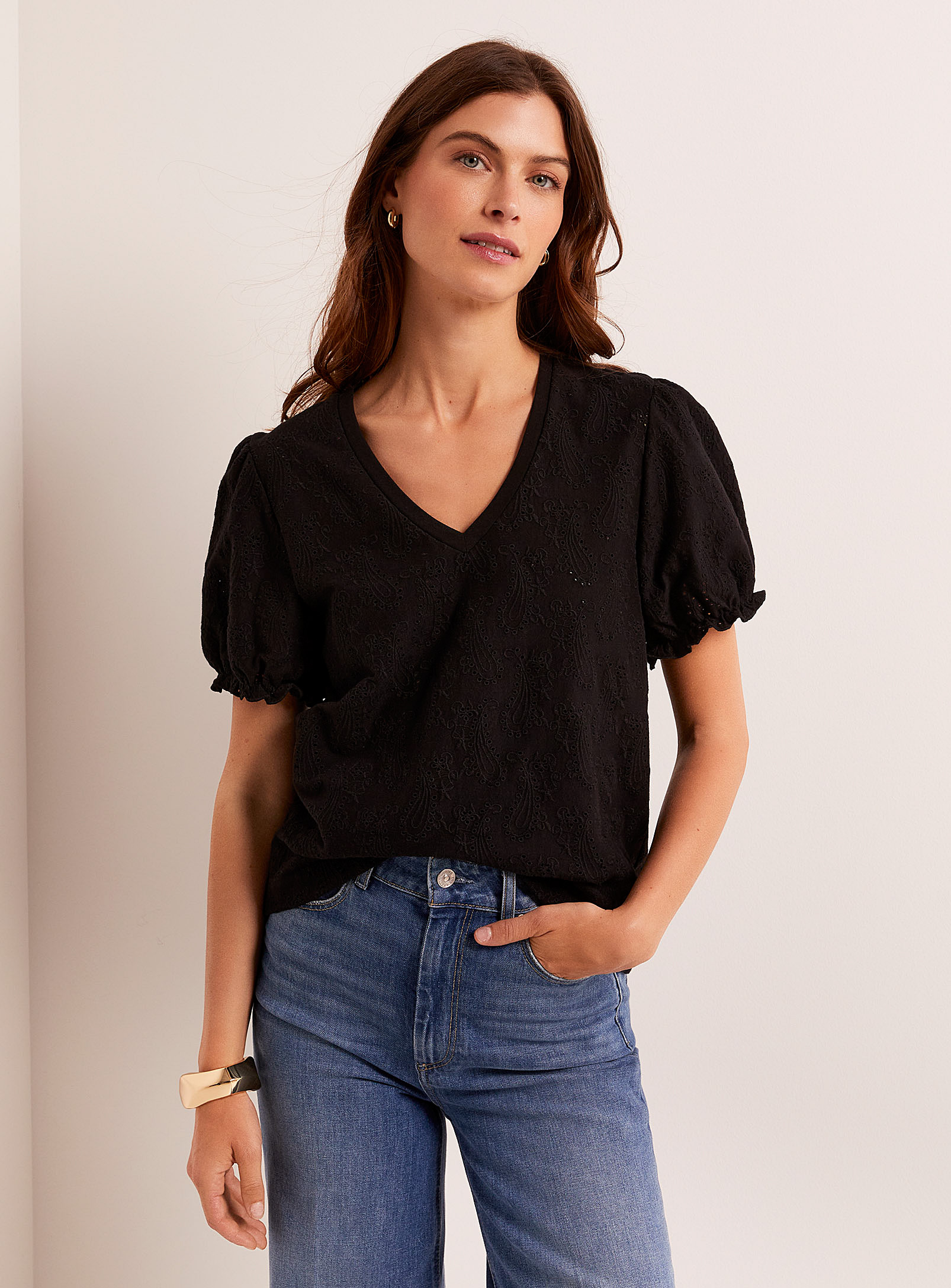 Contemporaine Puff-sleeve Broderie Anglaise Tee In Black