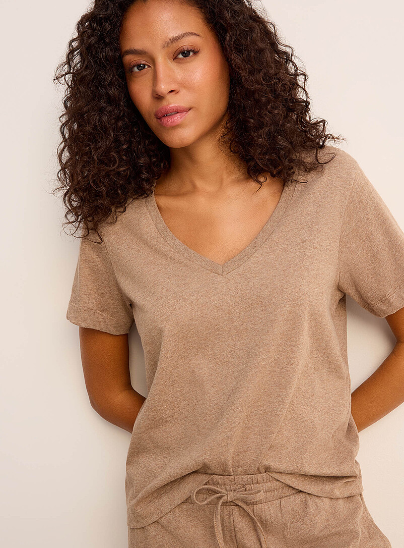 Soothing Colour V-Neck T-Shirt