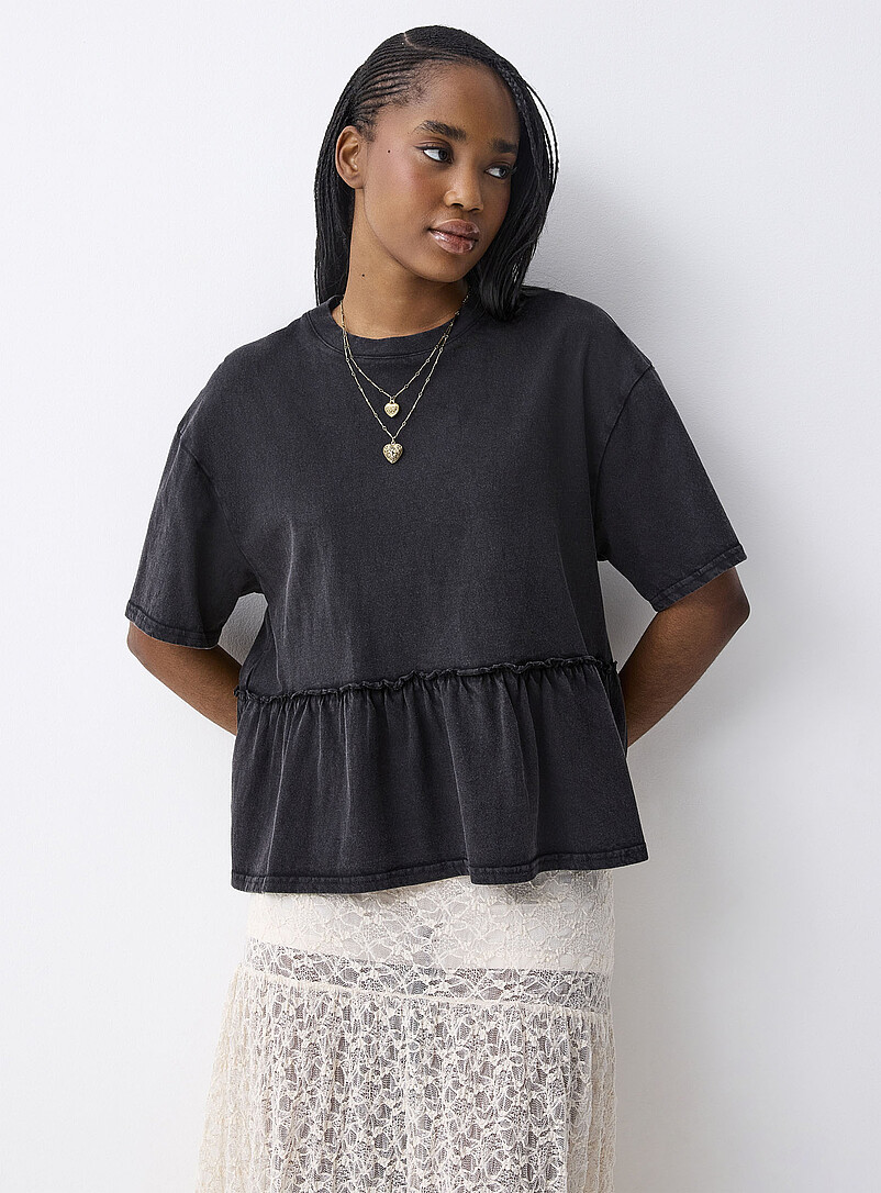 Loose Ruffle Tee