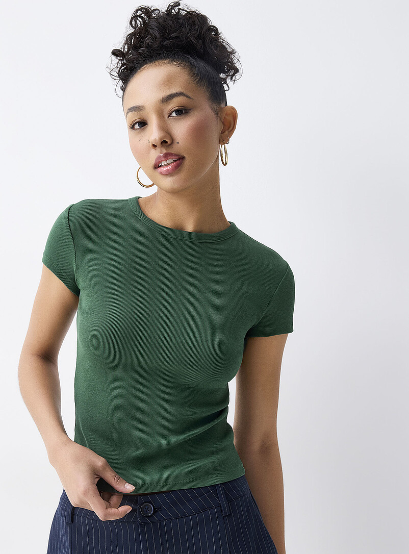 Solid Fitted Ribbed T-Shirt