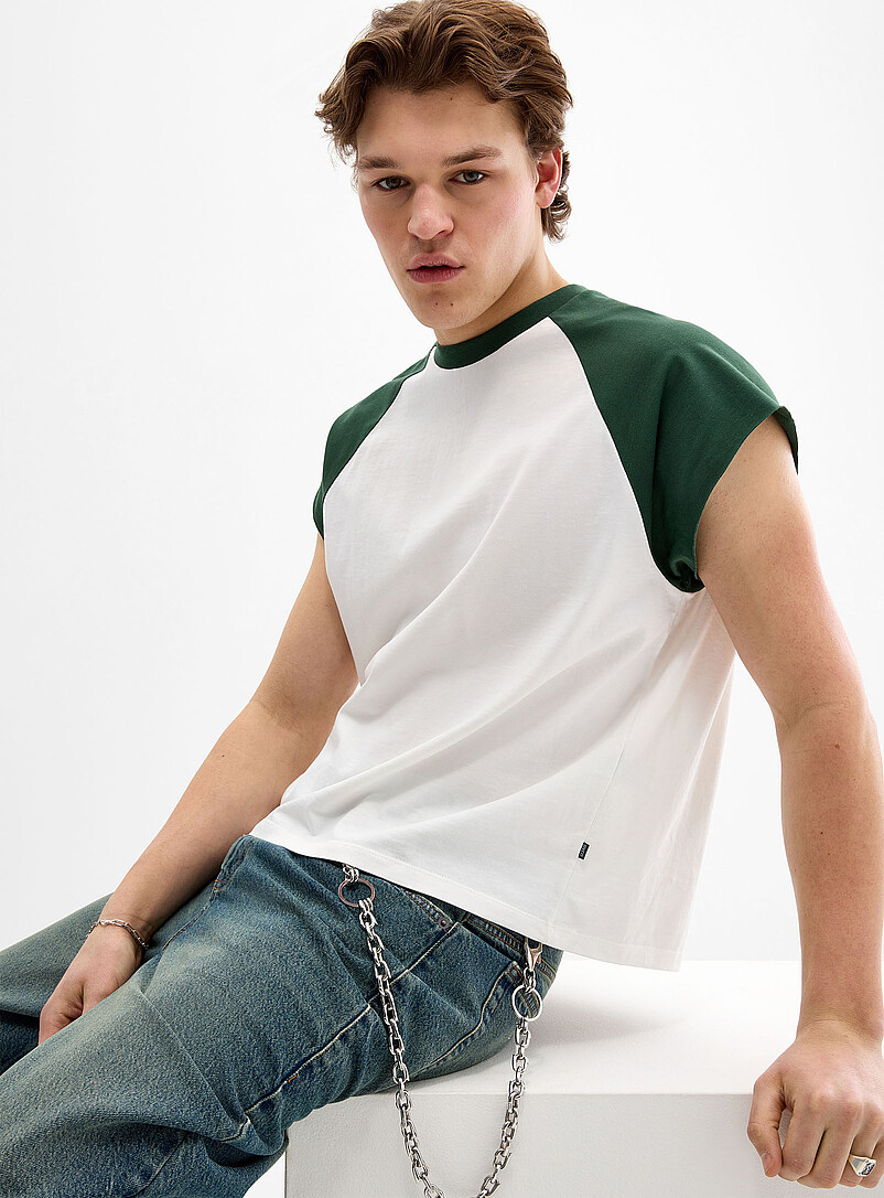 Cut-Off Sleeve Baseball T-Shirt Boxy Fit