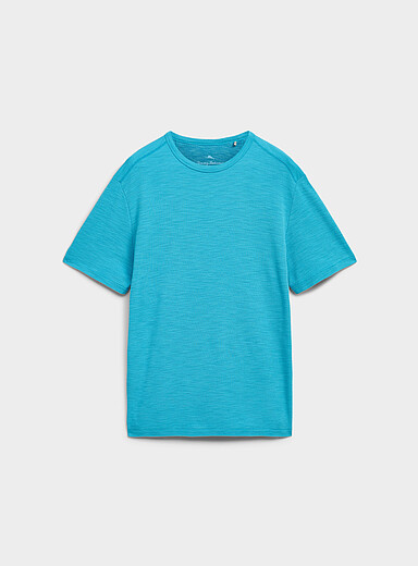 Le t-shirt texture relief irr&eacute;guli&egrave;re
