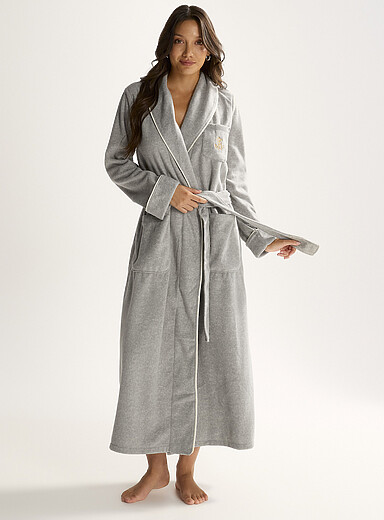 La robe de chambre polaire lis&eacute;r&eacute;