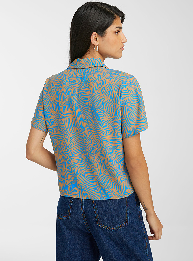 Icône: La blouse col cranté polyester recyclé Bleu à motifs pour femme