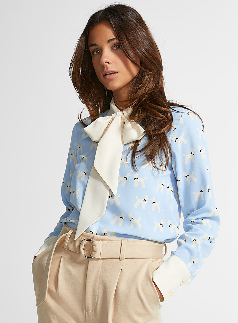 Icône: La chemise soyeuse col foulard Bleu pâle-bleu poudre pour femme