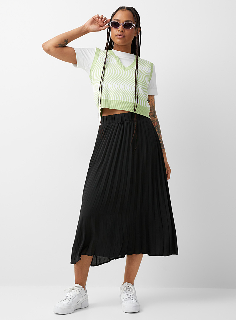 Twik Black Airy pleated skirt for women