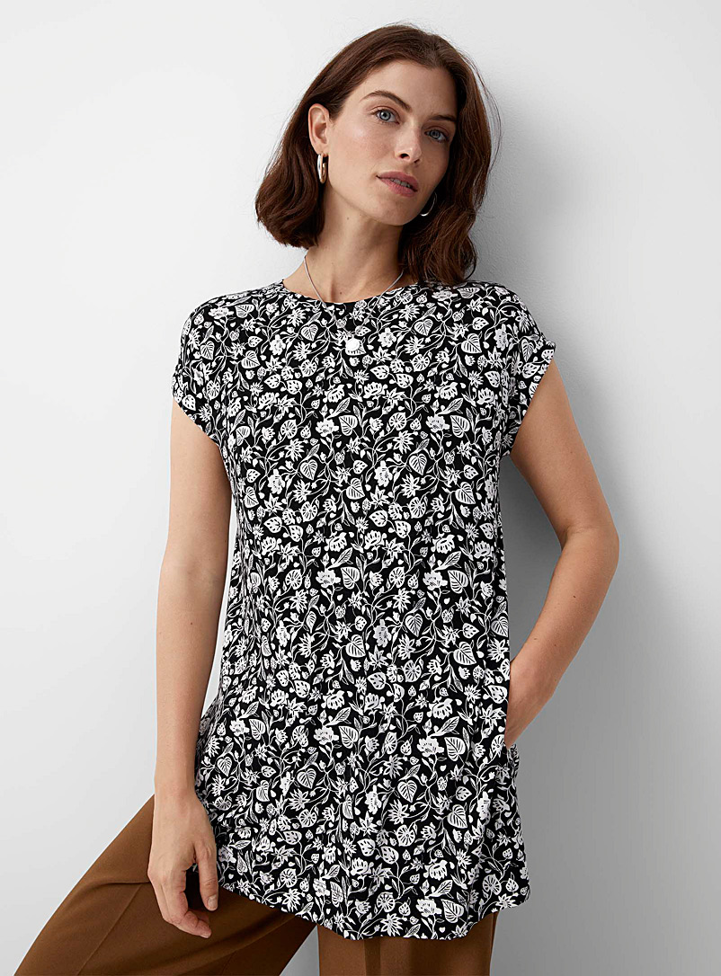 Contemporaine Black and White Print jersey cap sleeve tunic for women