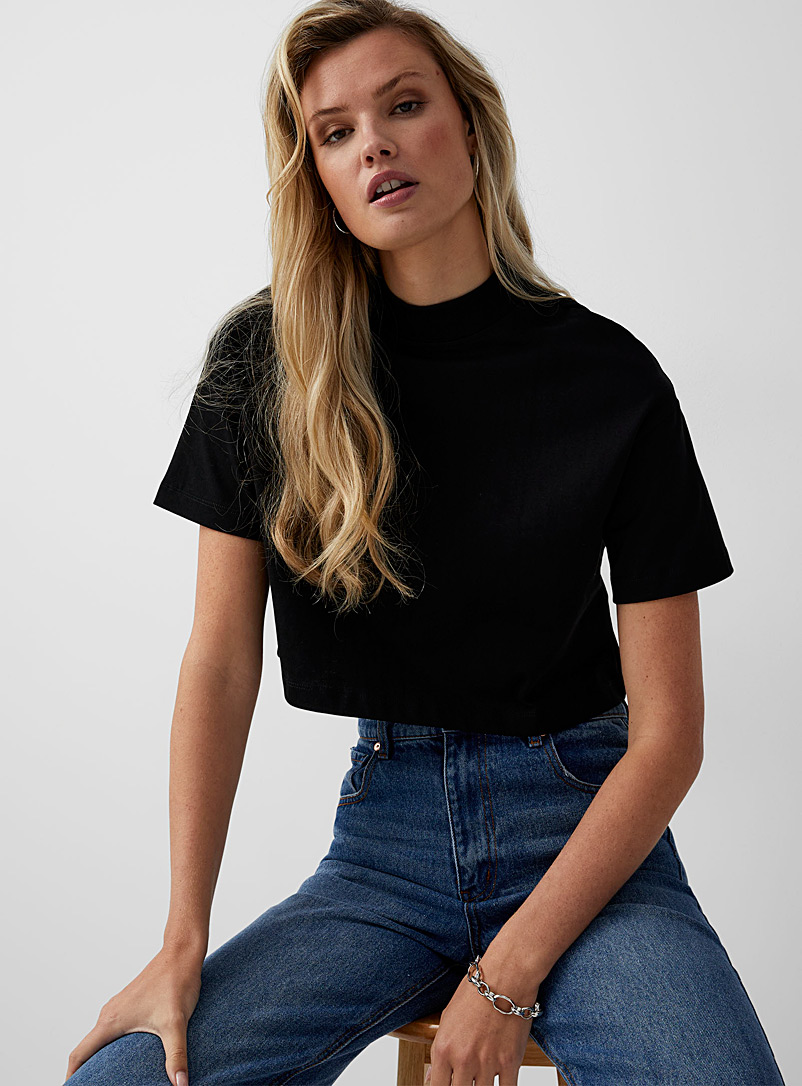 Icône Black Short-sleeve cropped tee for women