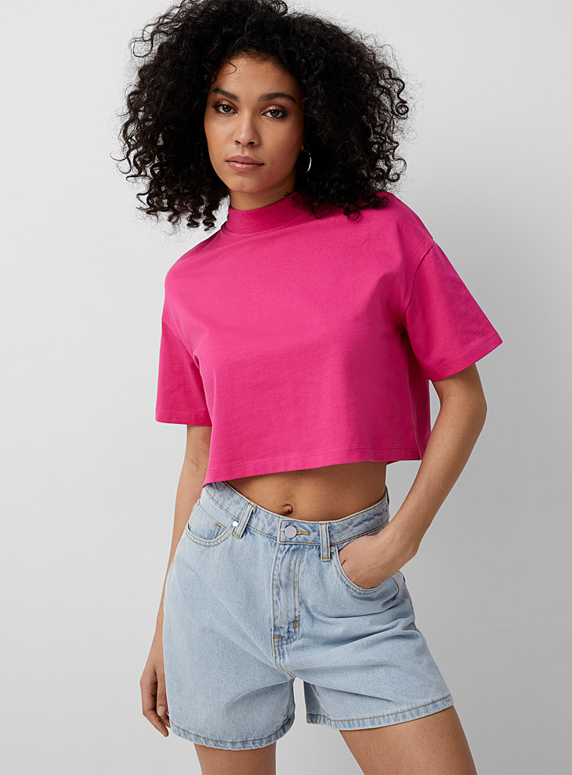 Icône Medium Pink Short-sleeve cropped tee for women