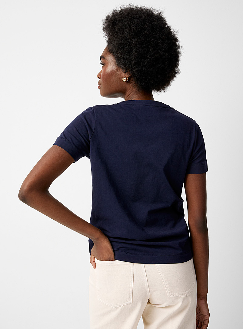 Contemporaine: Le t-shirt col V coton bio Noir pour femme