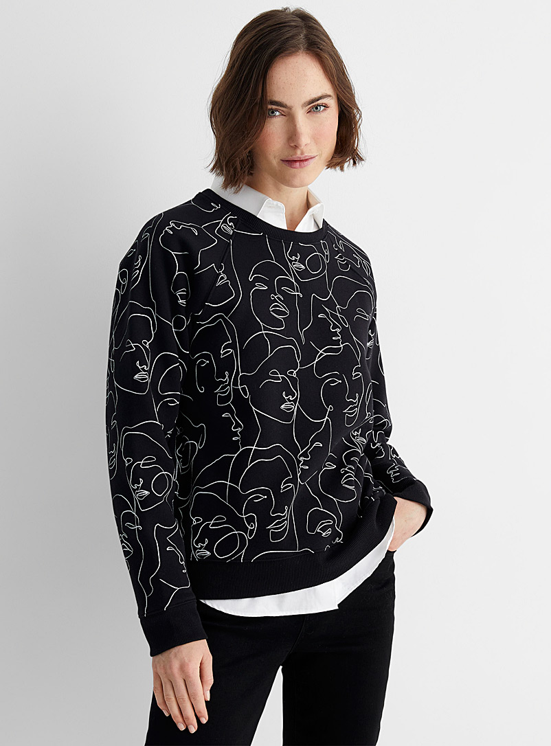 Contemporaine Black Natural beauty fleece sweatshirt for women
