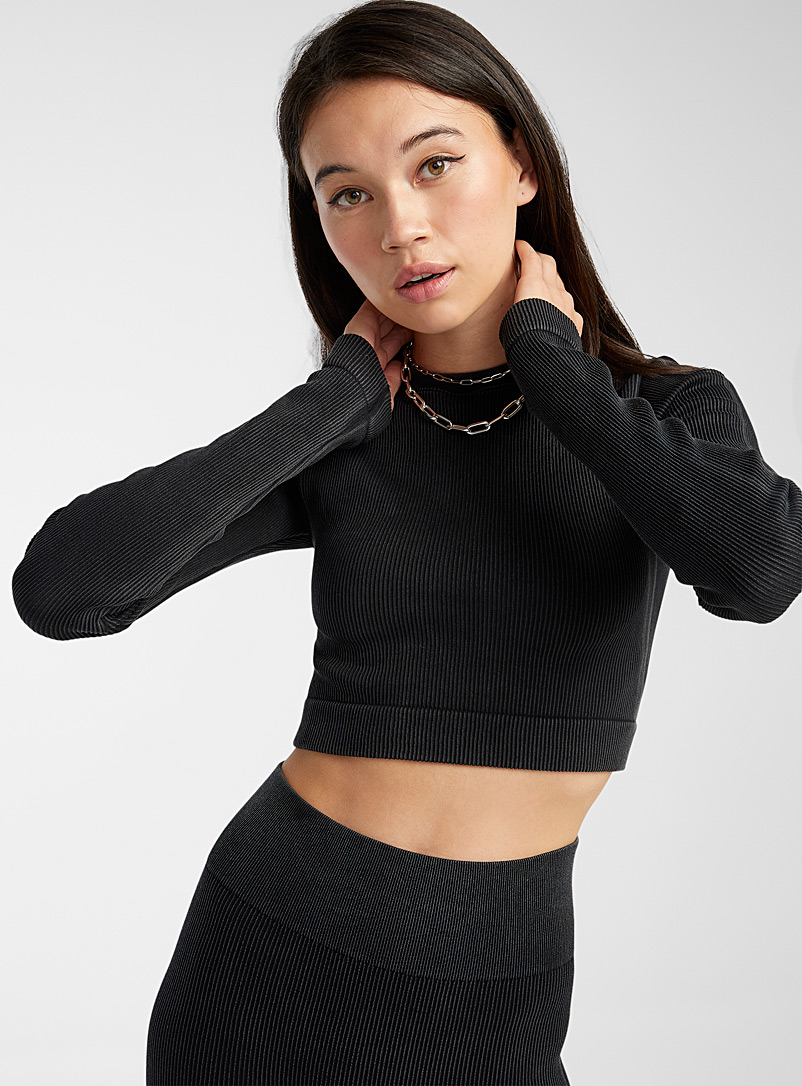 Twik Black Stretchy ribbed cropped tee for women