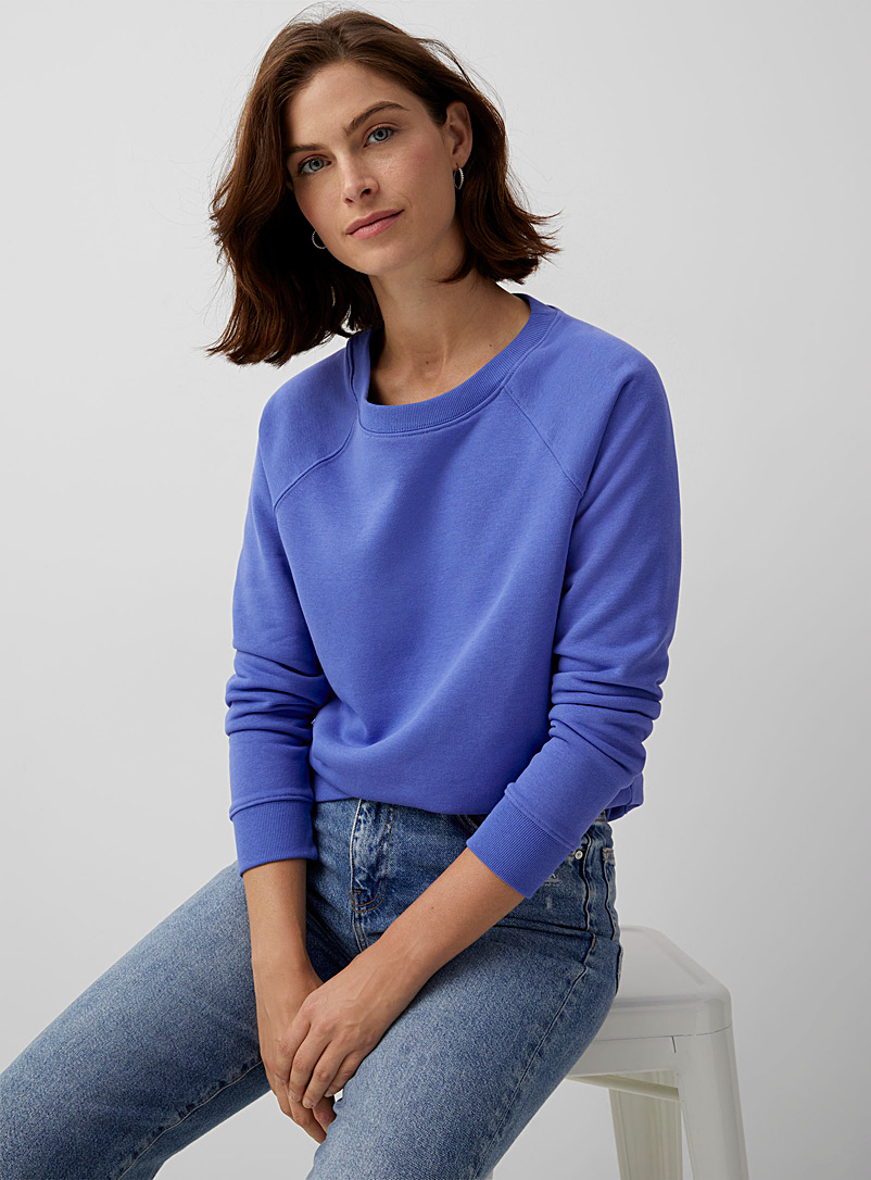 Contemporaine Baby Blue Raglan crew-neck sweatshirt for women