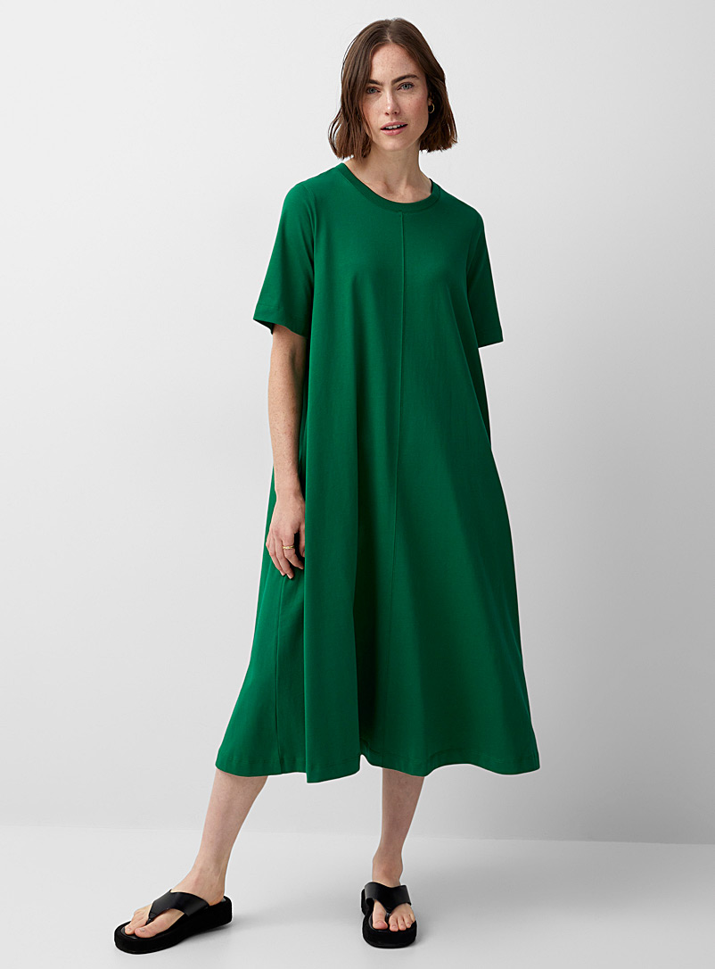 Contemporaine: La longue robe t-shirt trapèze Vert bouteille pour femme