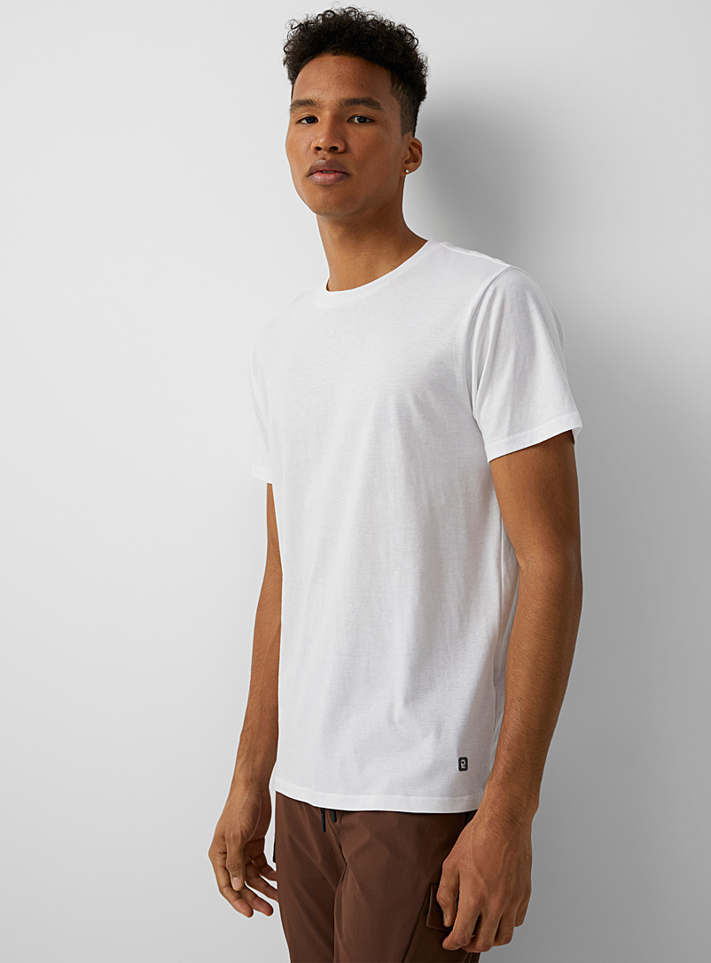 I.FIV5 White Solid essential tee for men