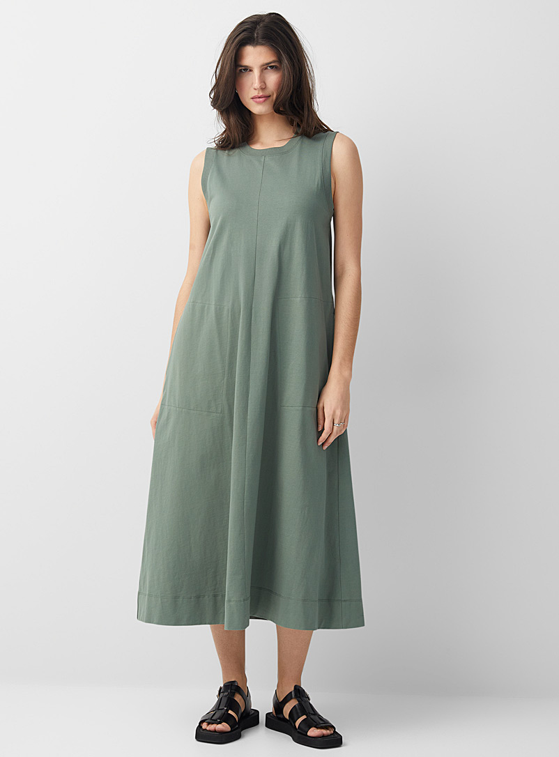 Contemporaine: La robe maxi trapèze sans manches Vert foncé-mousse-olive pour femme