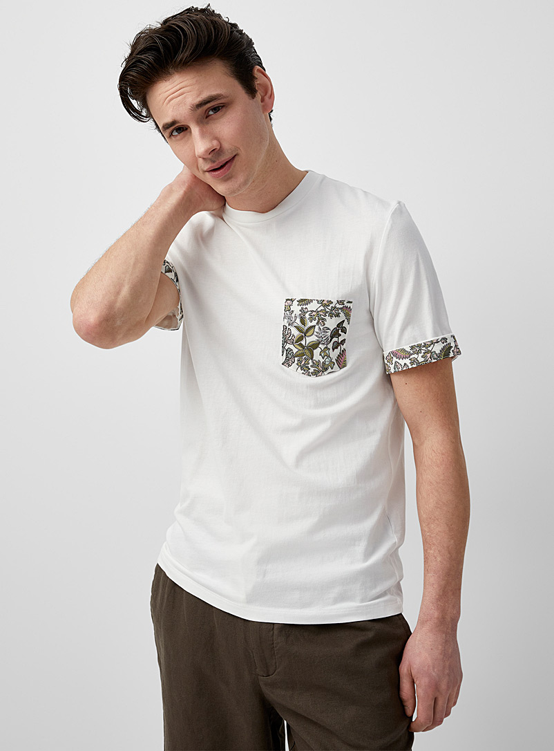 Le 31: Le t-shirt pochette florale Fait avec un tissu Liberty Ivoire blanc os pour homme