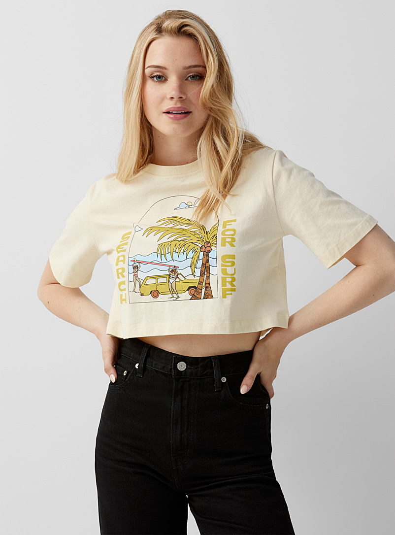 Twik: Le t-shirt carré illustration québécoise Sable pour femme
