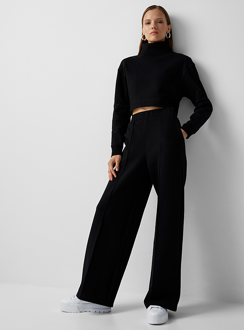 Twik: Le pantalon large plis relief Noir pour femme