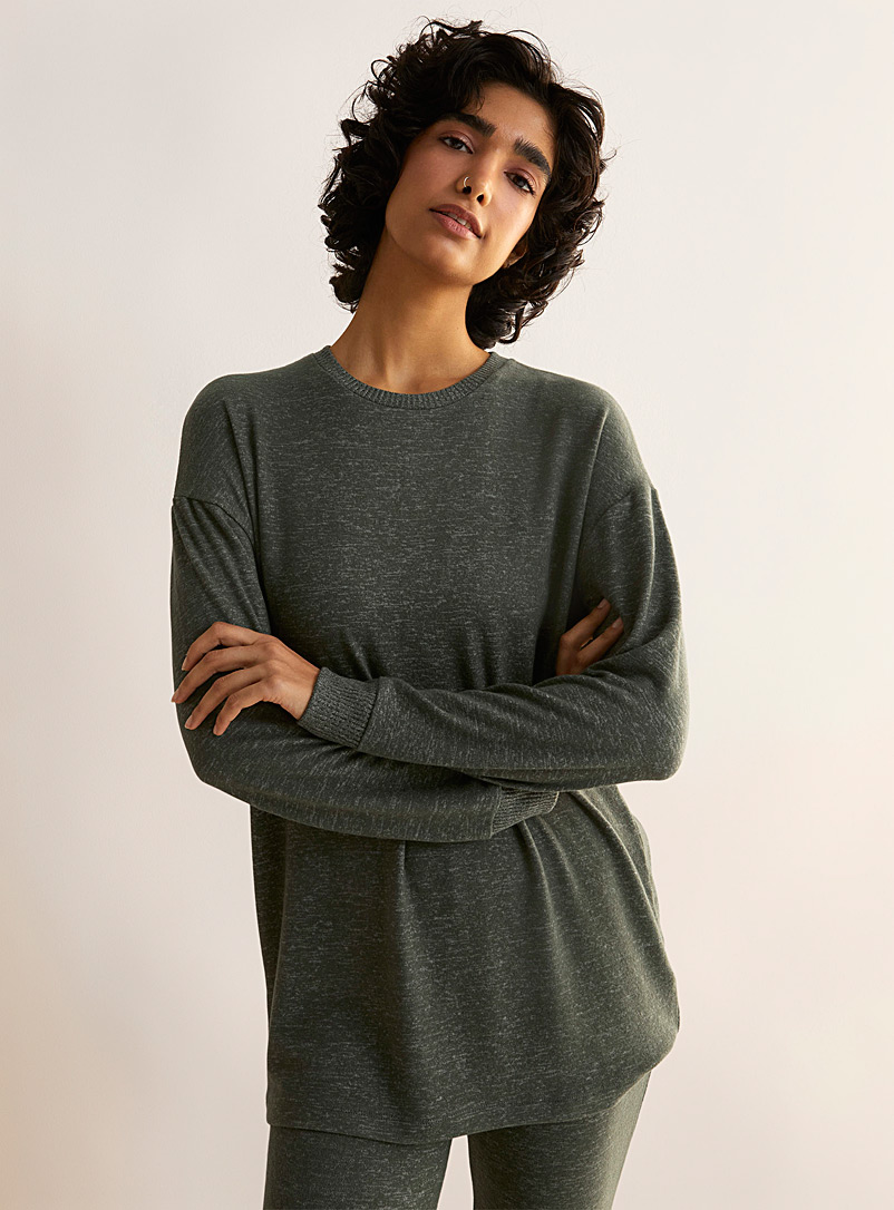 United Colors Of Benetton Kirmizi Kadın Kırmızı u00100 Pamuk Üstü ve Altı Flanel D United Colors Of Benetton Kirmizi Kadın Kırmızı u00100 Pamuk Üstü ve Altı Flanel D