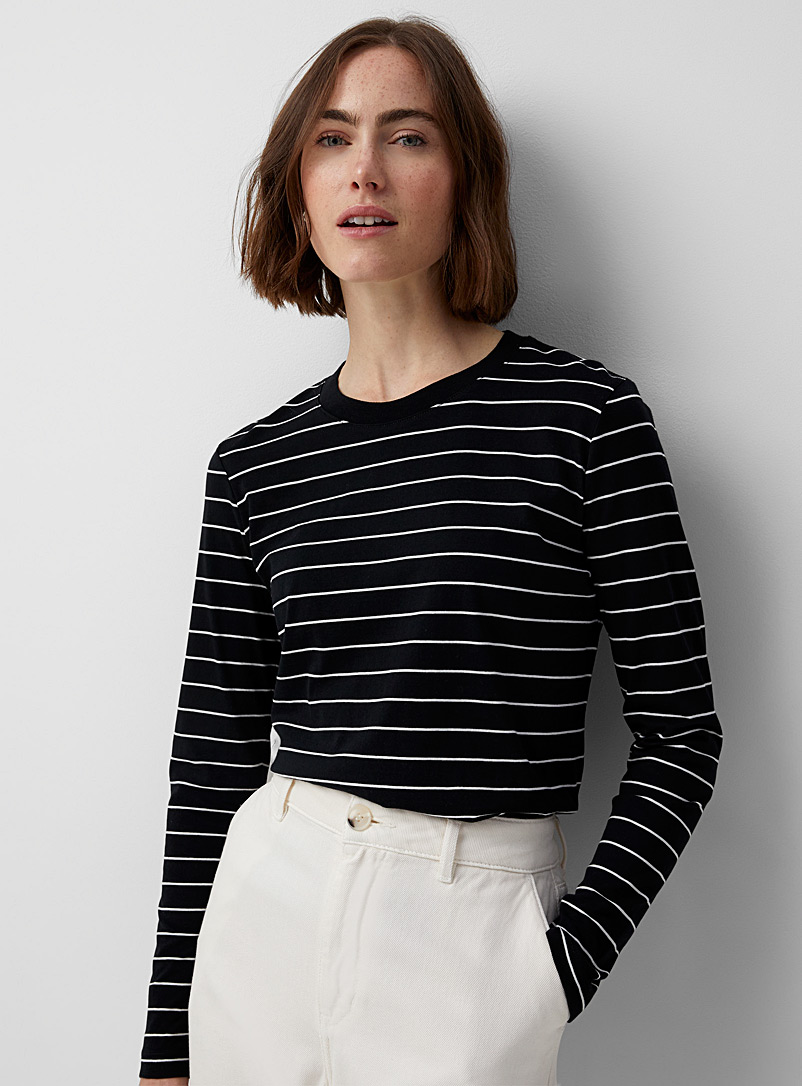 Contemporaine Patterned Black Contrasting stripes T-shirt for women