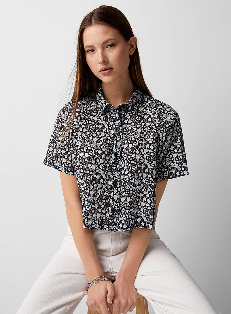 Twik: La chemise carrée imprimé floral Noir à motifs pour femme