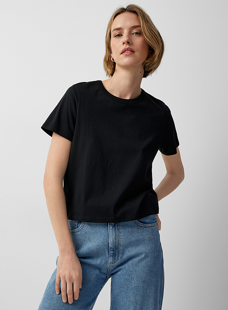 Contemporaine: Le t-shirt carré coton bio Noir pour femme