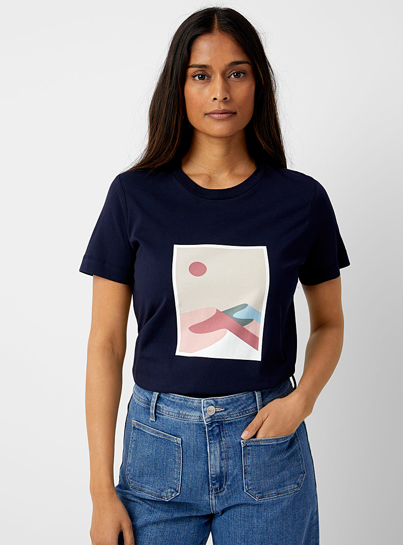 Contemporaine: Le t-shirt illustration inspirante Bleu à motifs pour femme