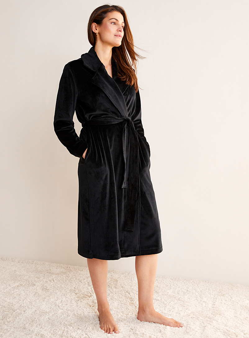Miiyu Black Velvety polar fleece bathrobe for women