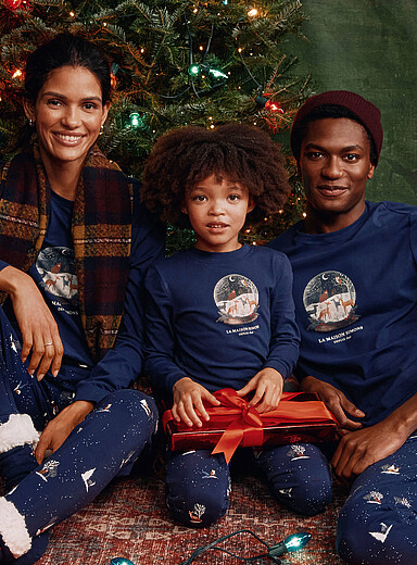 Miiyu: L'ensemble pyjama motifs hivernaux En soutien &agrave; Banques alimentaires Canada Enfant - unisexe Bleu &agrave; motifs pour femme