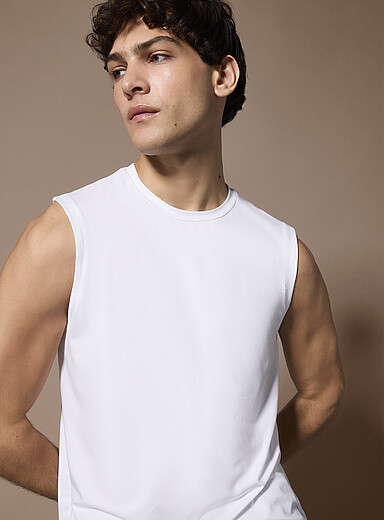 Ultra-soft muscle tee